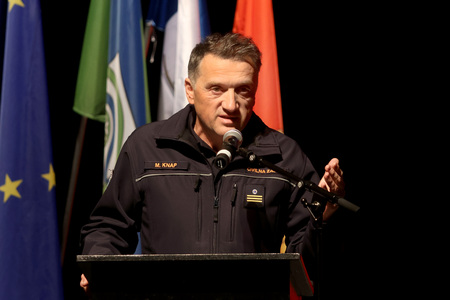 SVEČANA SEJA  GASILSKE ZVEZE CERKNICA 75 FOTO LJUBO VUKELIČ